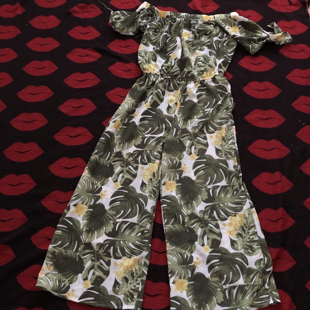 Green yellow flower jumpsuit off on shoulder S